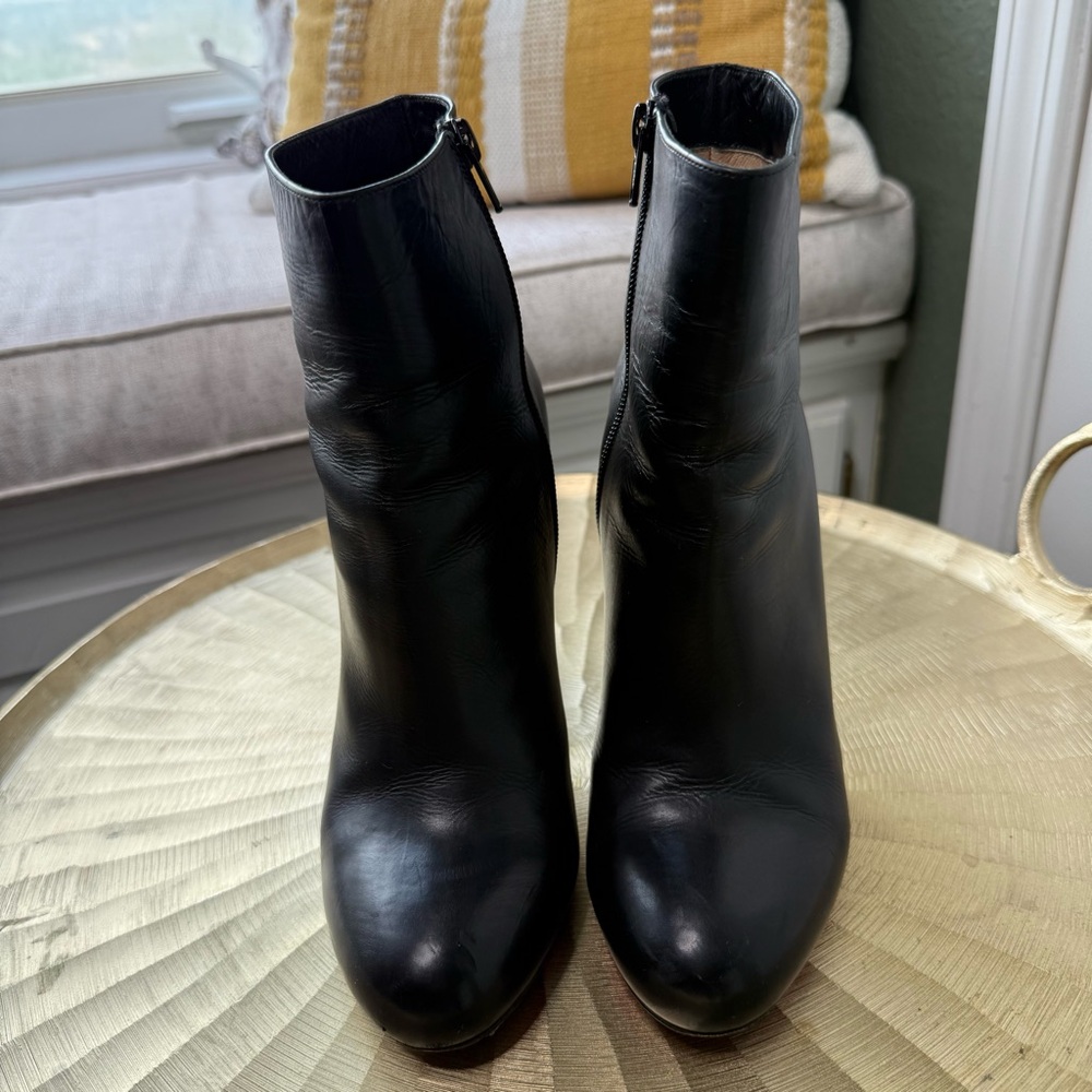 Christian Louboutin Black Heels with Red Soles